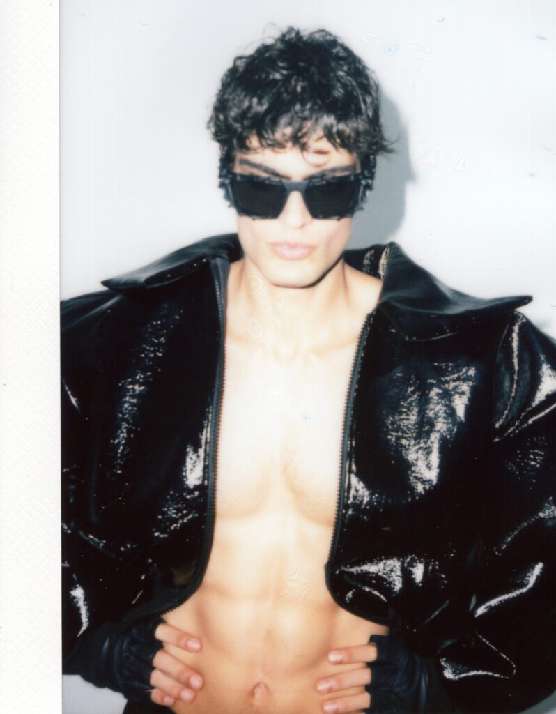 L'Irreguliér, ft. Iago Botelho (@itsiagobotelho) for Lewis Magazine (@lewismagazine), by Henrique Governo (@riqqzz)
