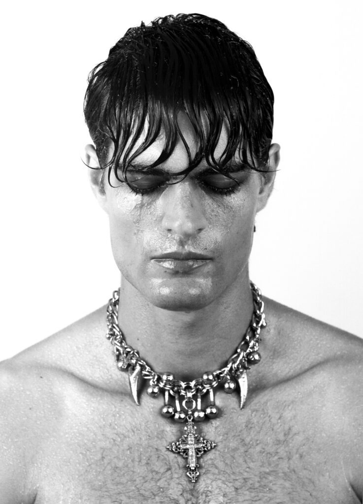 L'Irreguliér, ft. Iago Botelho (@itsiagobotelho) for Lewis Magazine (@lewismagazine), by Henrique Governo (@riqqzz)